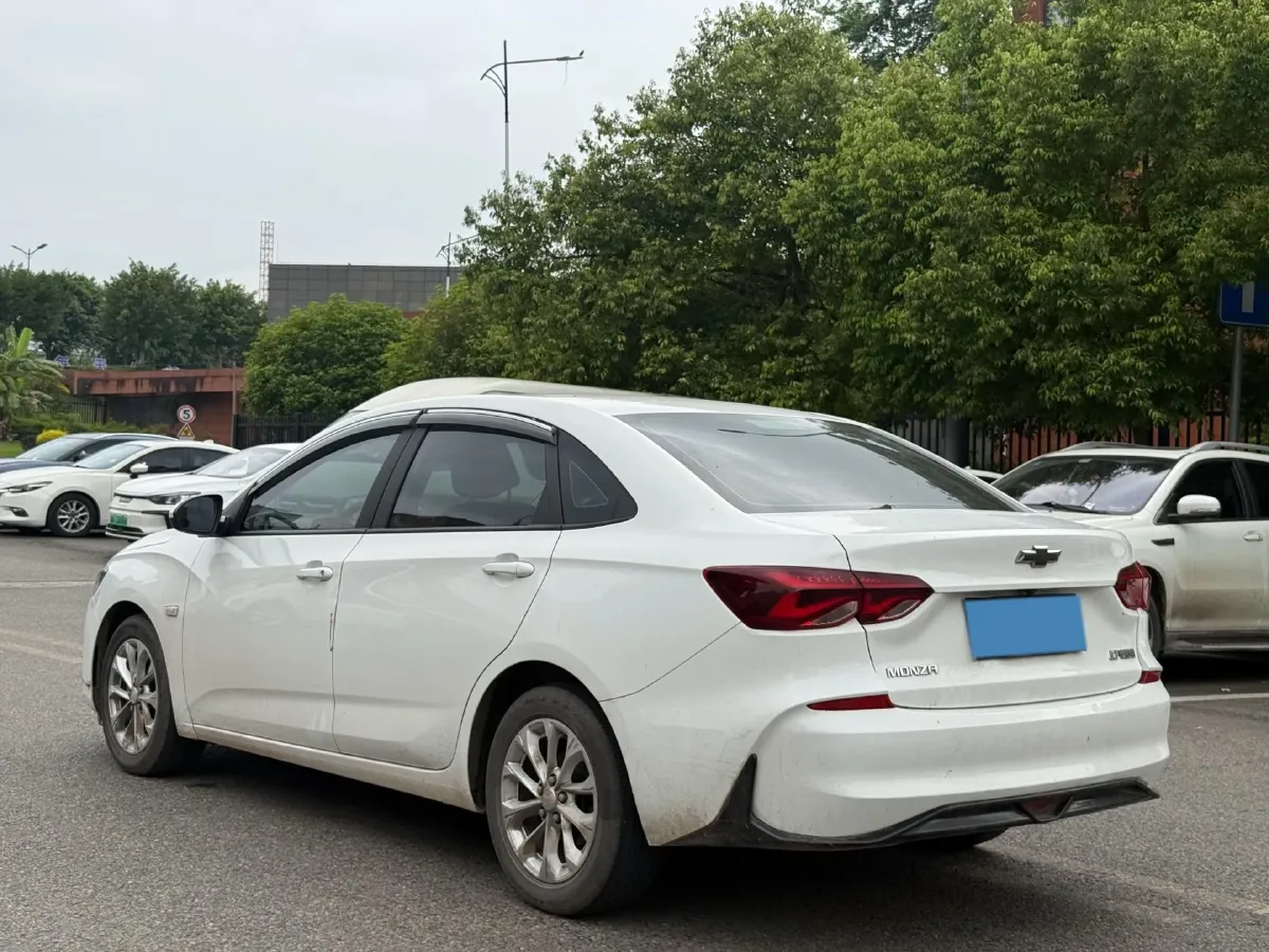 2023 Chevrolet Monza 1.5L 113HP L4 6DCT,autocango,china used car exporter,china ev exporter,chinese used car exporter,chinese used ev exporter