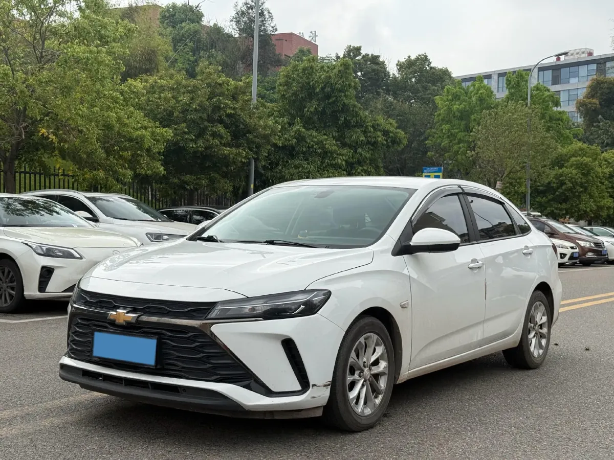 2023 Chevrolet Monza 1.5L 113HP L4 6DCT,autocango,china used car exporter,china ev exporter,chinese used car exporter,chinese used ev exporter