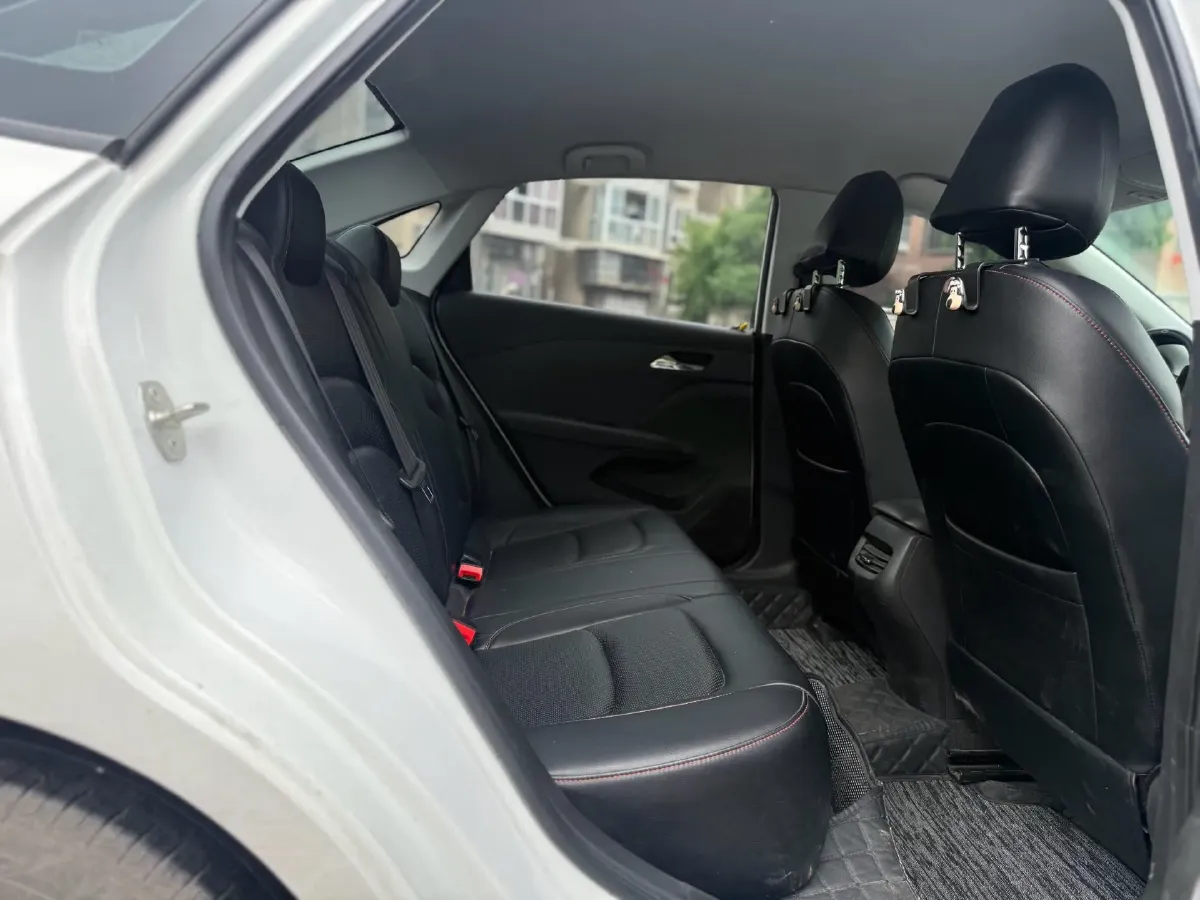 2023 Chevrolet Monza 1.5L 113HP L4 6DCT,autocango,china used car exporter,china ev exporter,chinese used car exporter,chinese used ev exporter