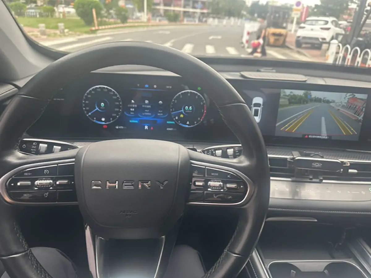 2023 Chery Tiggo 7 Plus 1.6T 197HP L4 7DCT,autocango,china used car exporter,china ev exporter,chinese used car exporter,chinese used ev exporter