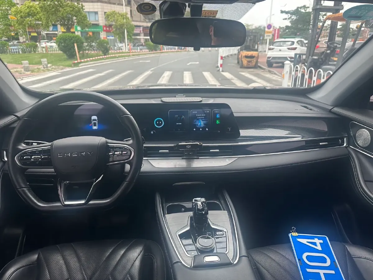 2023 Chery Tiggo 7 Plus 1.6T 197HP L4 7DCT,autocango,china used car exporter,china ev exporter,chinese used car exporter,chinese used ev exporter