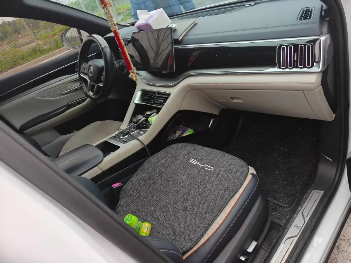 2022 Geely JiaJi 1.5T 177HP L3 7DCT PHEV 15.5KWH,autocango,china used car exporter,china ev exporter,chinese used car exporter,chinese used ev exporter