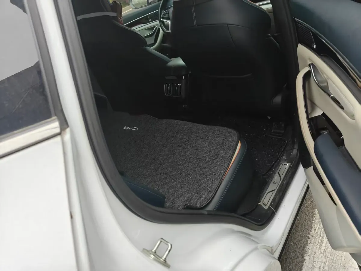 2022 Geely JiaJi 1.5T 177HP L3 7DCT PHEV 15.5KWH,autocango,china used car exporter,china ev exporter,chinese used car exporter,chinese used ev exporter