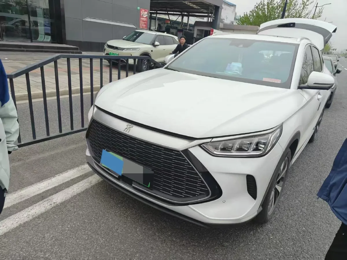 2022 Geely JiaJi 1.5T 177HP L3 7DCT PHEV 15.5KWH,autocango,china used car exporter,china ev exporter,chinese used car exporter,chinese used ev exporter