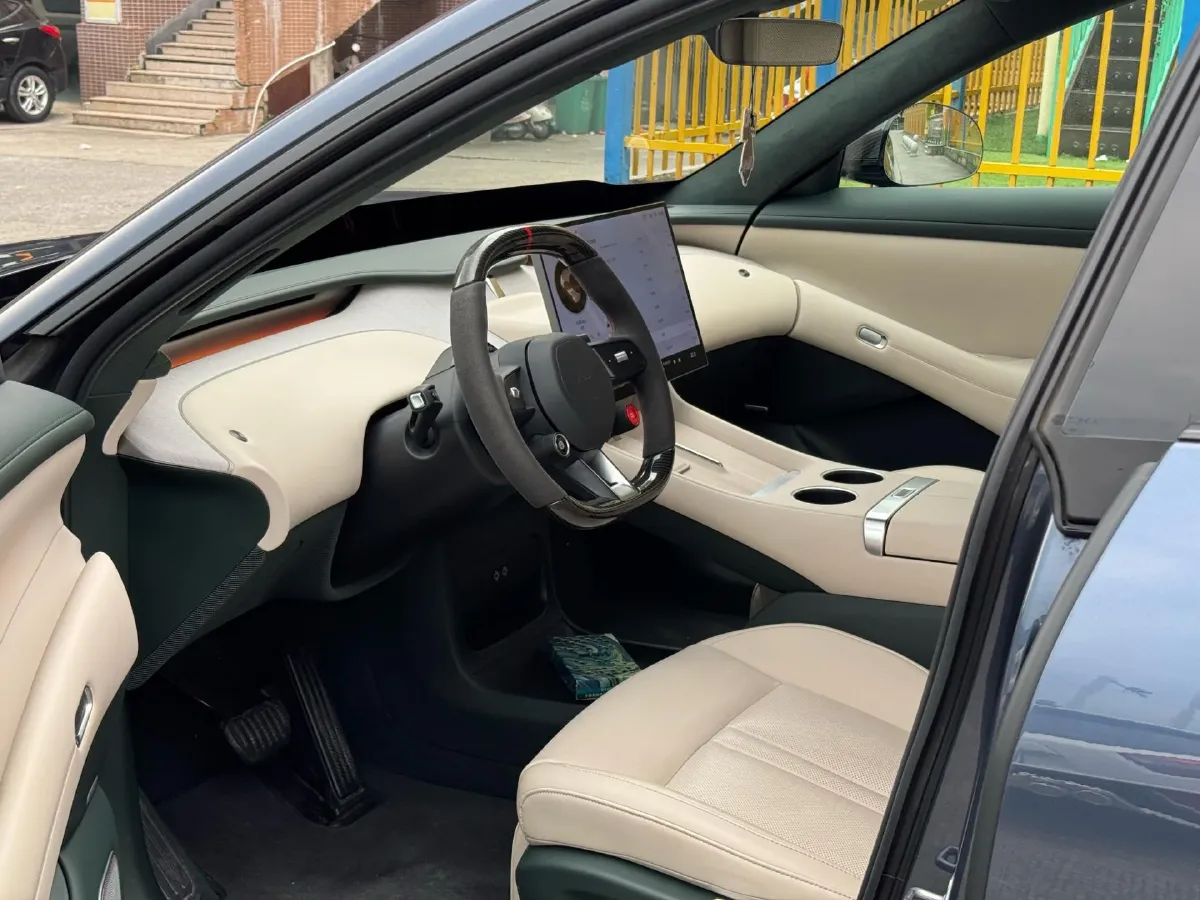 2025 MI YU7 BEV 101.7KWH,autocango,china used car exporter,china ev exporter,chinese used car exporter,chinese used ev exporter