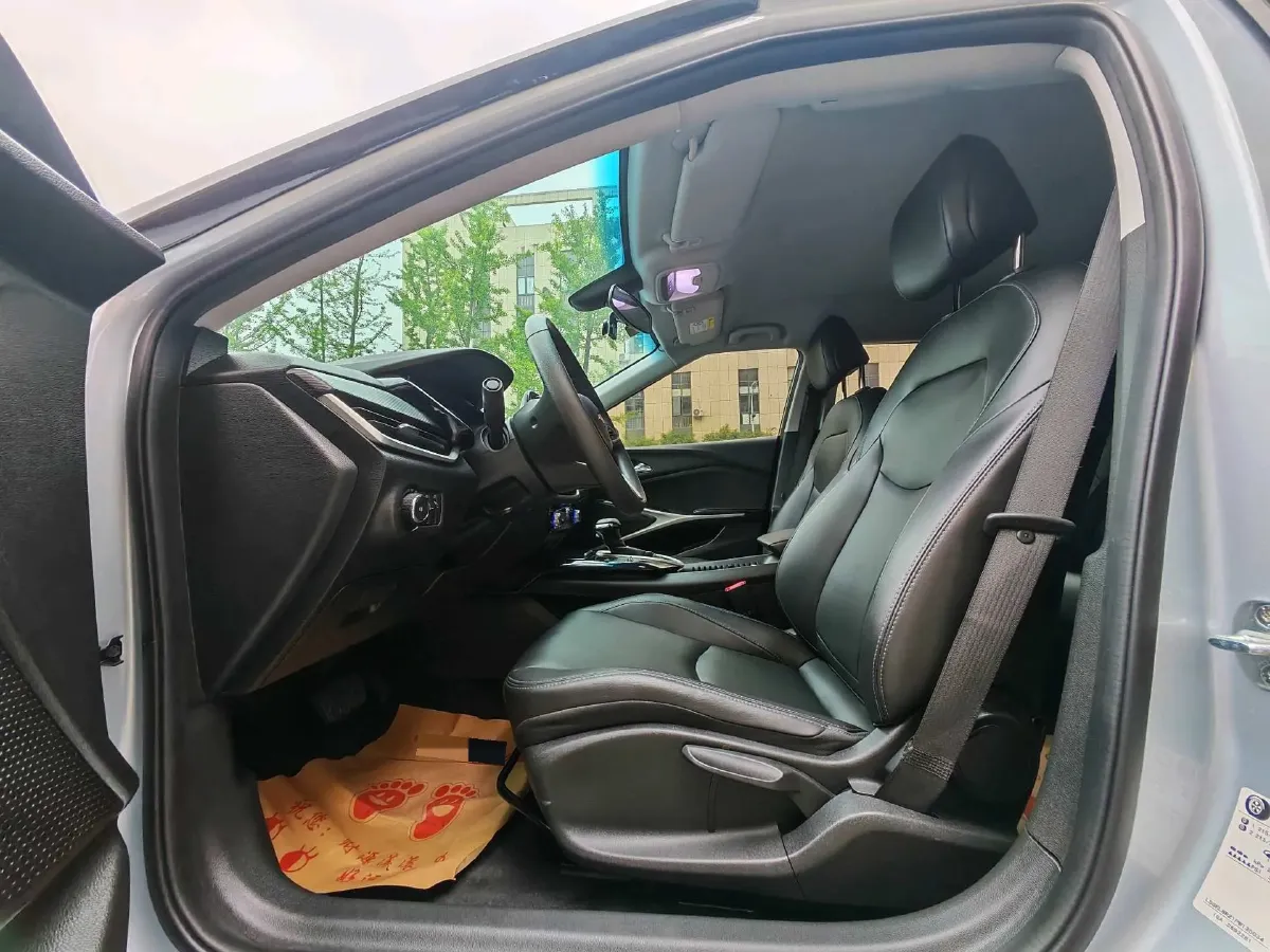 2022 Chevrolet Menlo BEV 61.1KWH,autocango,china used car exporter,china ev exporter,chinese used car exporter,chinese used ev exporter