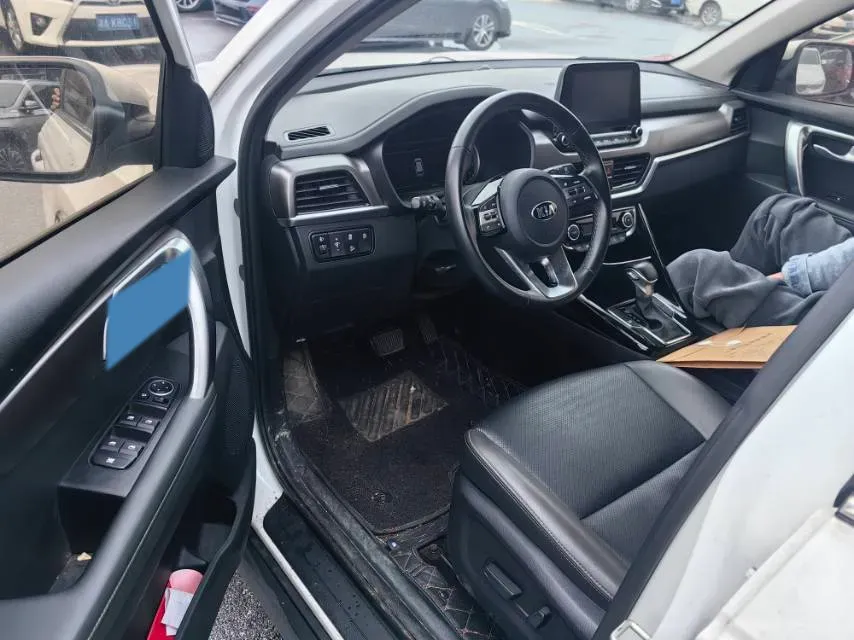 2018 Kia Sportage R 2.0L 160HP L4 6AT,autocango,china used car exporter,china ev exporter,chinese used car exporter,chinese used ev exporter