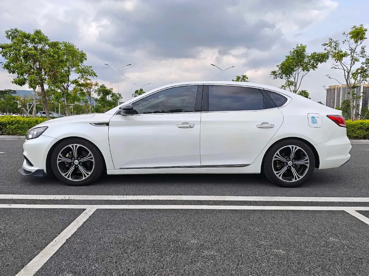 2017 MG MG6 1.5T 169HP L4 7DCT,autocango,china used car exporter,china ev exporter,chinese used car exporter,chinese used ev exporter