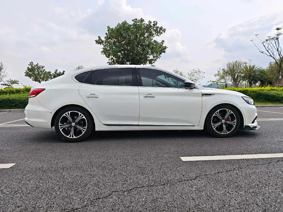 2017 MG MG6 1.5T 169HP L4 7DCT,autocango,china used car exporter,china ev exporter,chinese used car exporter,chinese used ev exporter