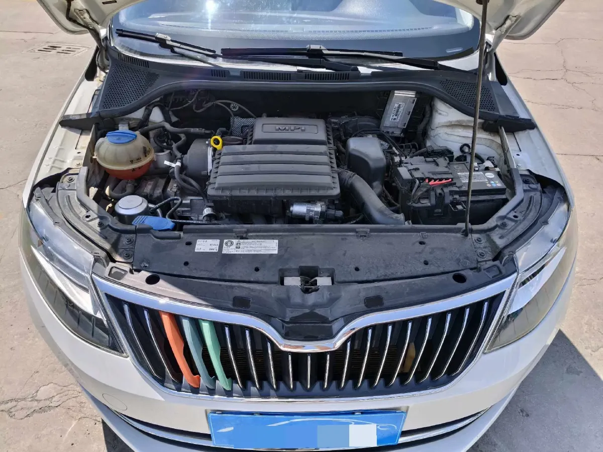 2019 SWM G01 1.5T 156HP L4 6AT,autocango,china used car exporter,china ev exporter,chinese used car exporter,chinese used ev exporter