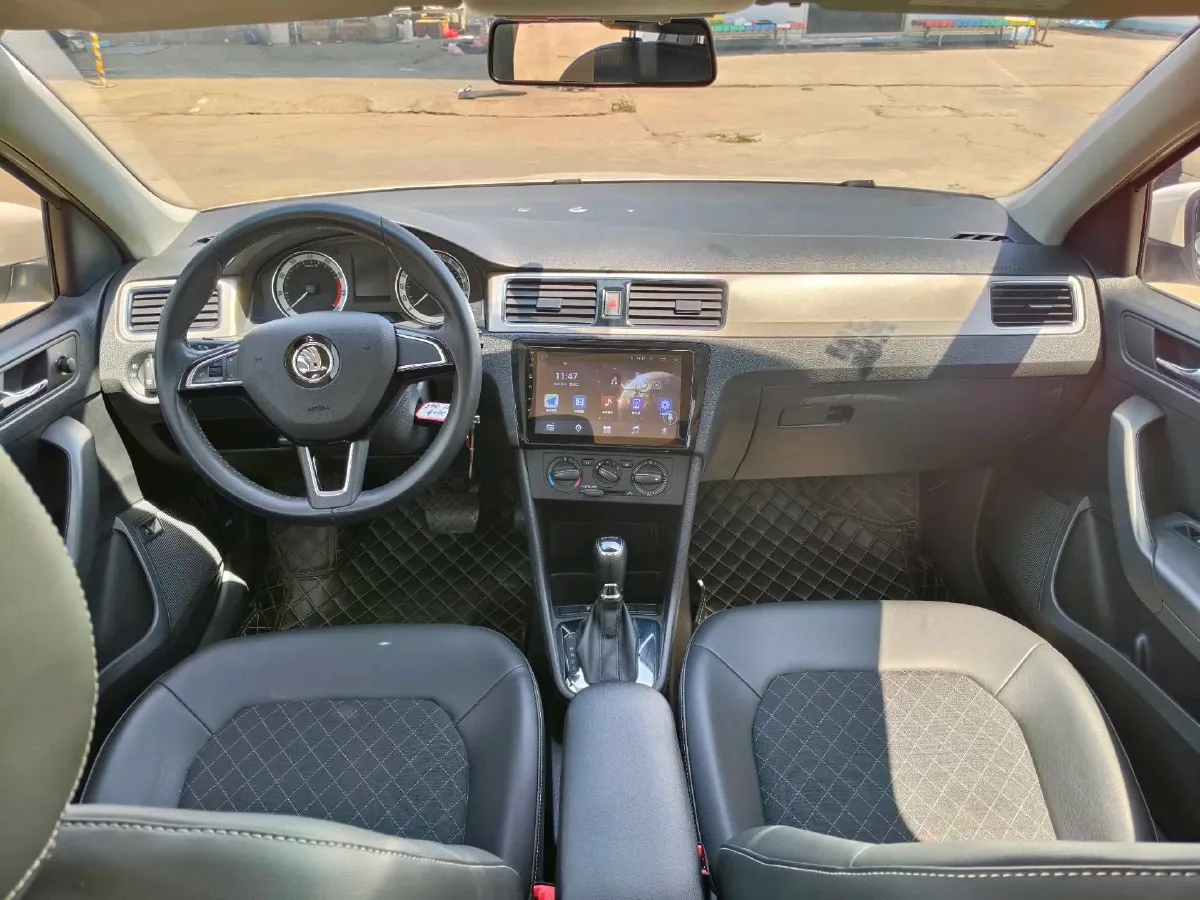 2019 SWM G01 1.5T 156HP L4 6AT,autocango,china used car exporter,china ev exporter,chinese used car exporter,chinese used ev exporter