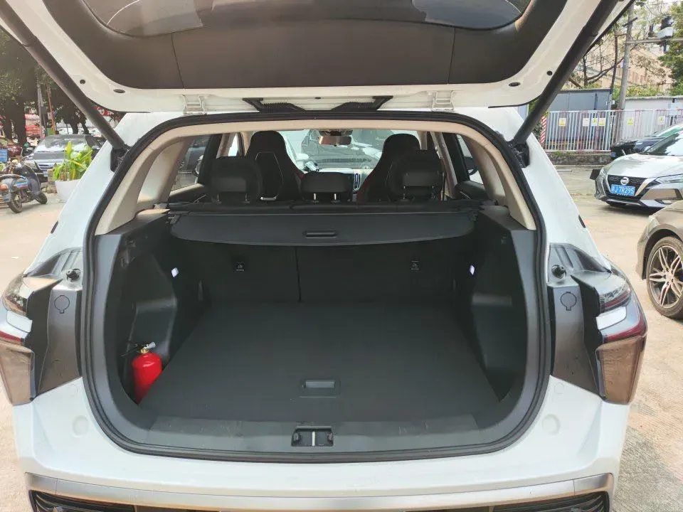 2023 HongQi HS3 1.5T 169HP L4 7DCT,autocango,china used car exporter,china ev exporter,chinese used car exporter,chinese used ev exporter