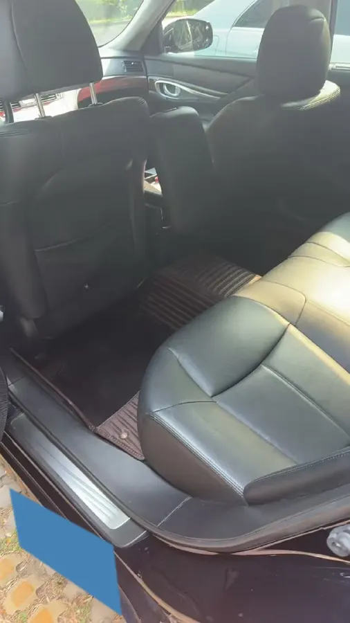 2019 Infiniti Q70 2.0T 211HP L4 7AT,autocango,china used car exporter,china ev exporter,chinese used car exporter,chinese used ev exporter