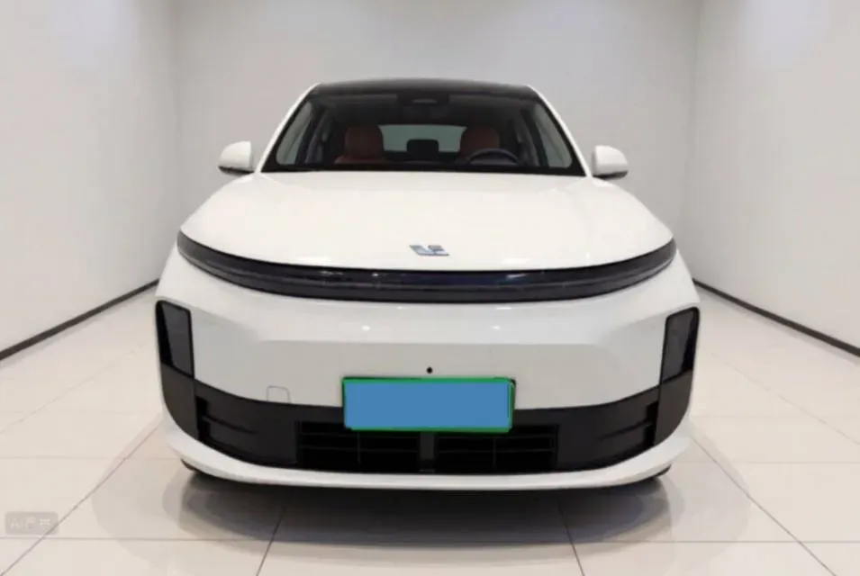 2024 Li L6 Range Extended 154HP L4 REEV 36.8KWH,autocango,china used car exporter,china ev exporter,chinese used car exporter,chinese used ev exporter