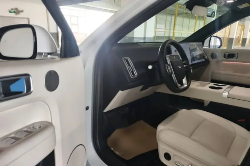 2024 Li L6 Range Extended 154HP L4 REEV 36.8KWH,autocango,china used car exporter,china ev exporter,chinese used car exporter,chinese used ev exporter