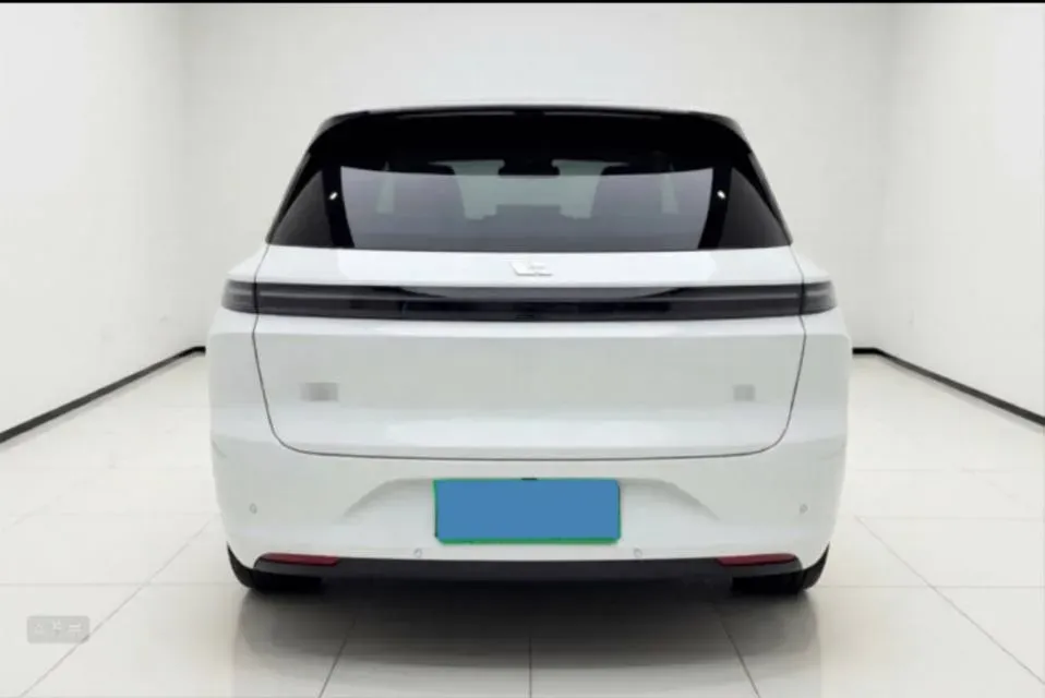 2024 Li L6 Range Extended 154HP L4 REEV 36.8KWH,autocango,china used car exporter,china ev exporter,chinese used car exporter,chinese used ev exporter