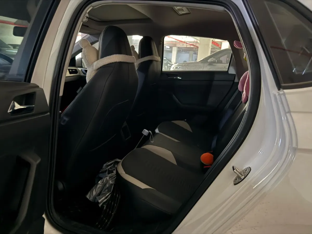 2021 Haval H6 1.5T 169HP L4 7DCT,autocango,china used car exporter,china ev exporter,chinese used car exporter,chinese used ev exporter