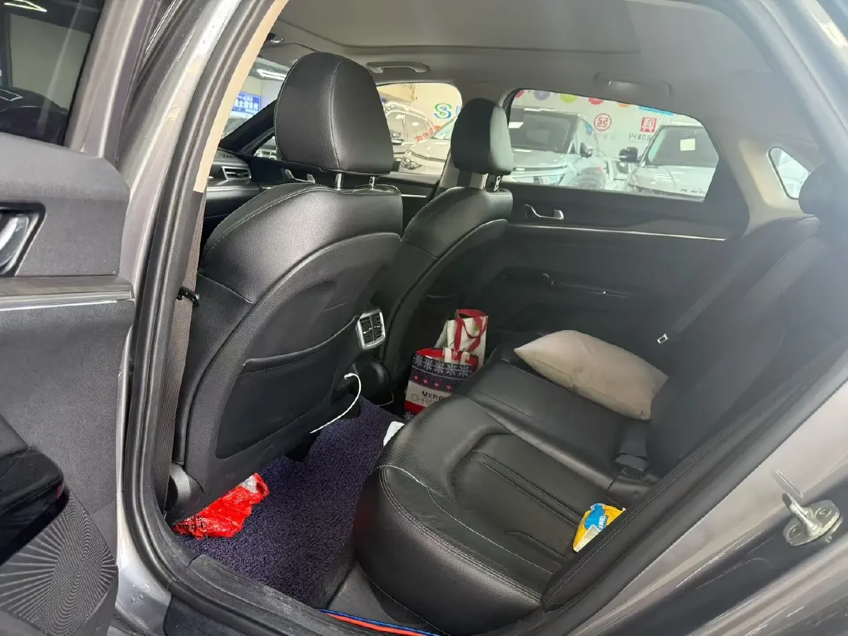 2020 Kia K5 2.0T 240HP L4 8AT,autocango,china used car exporter,china ev exporter,chinese used car exporter,chinese used ev exporter