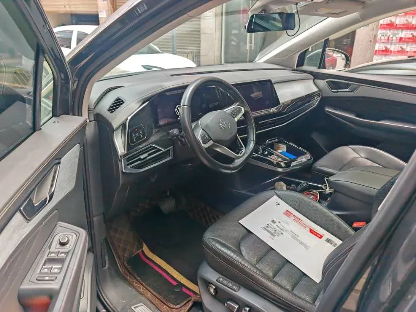 2021 Volkswagen Talagon 2.0T 220HP L4 7DCT,autocango,china used car exporter,china ev exporter,chinese used car exporter,chinese used ev exporter