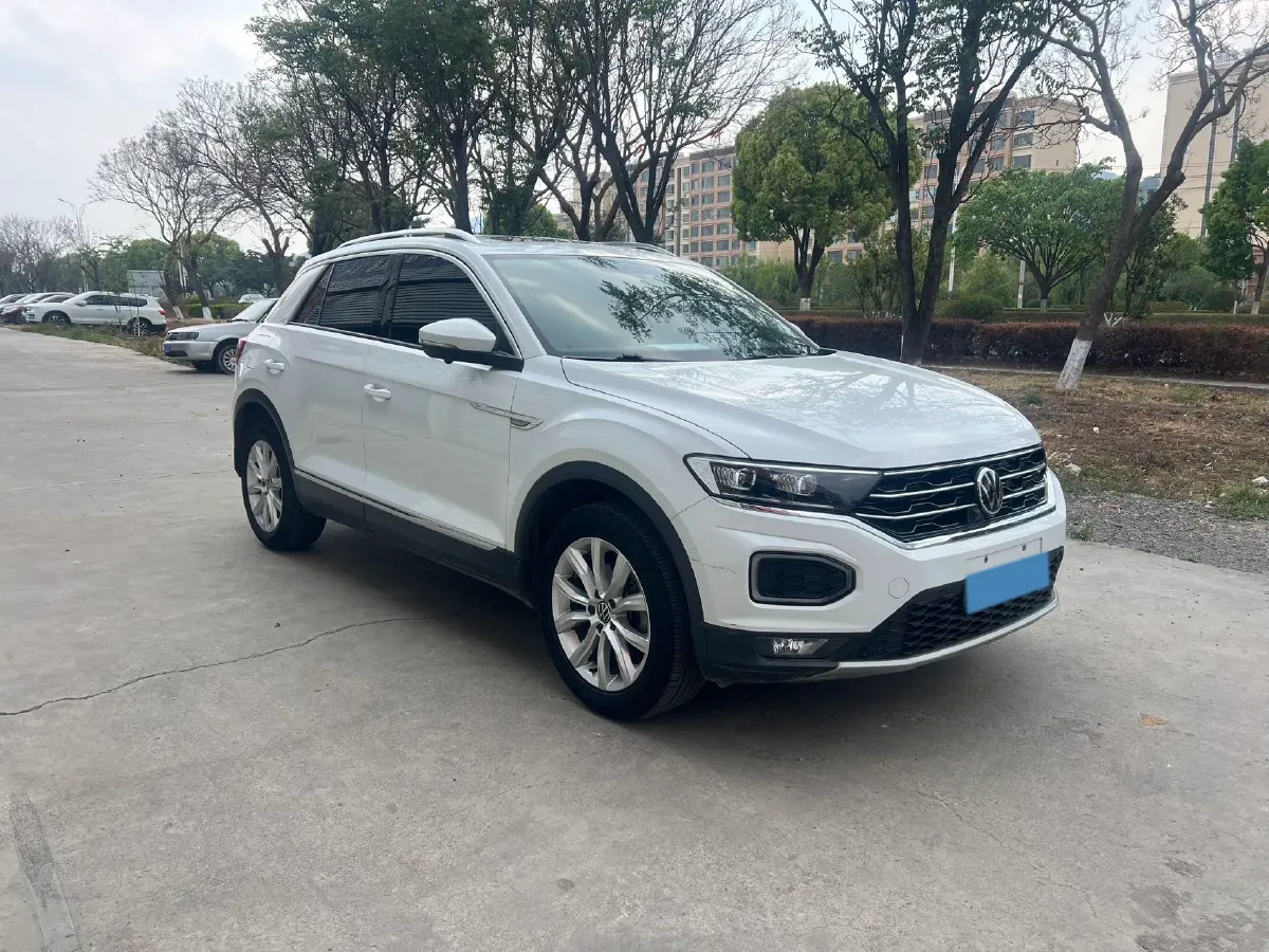 2021 Volkswagen T-Roc 1.4T 150HP L4 7DCT,autocango,china used car exporter,china ev exporter,chinese used car exporter,chinese used ev exporter