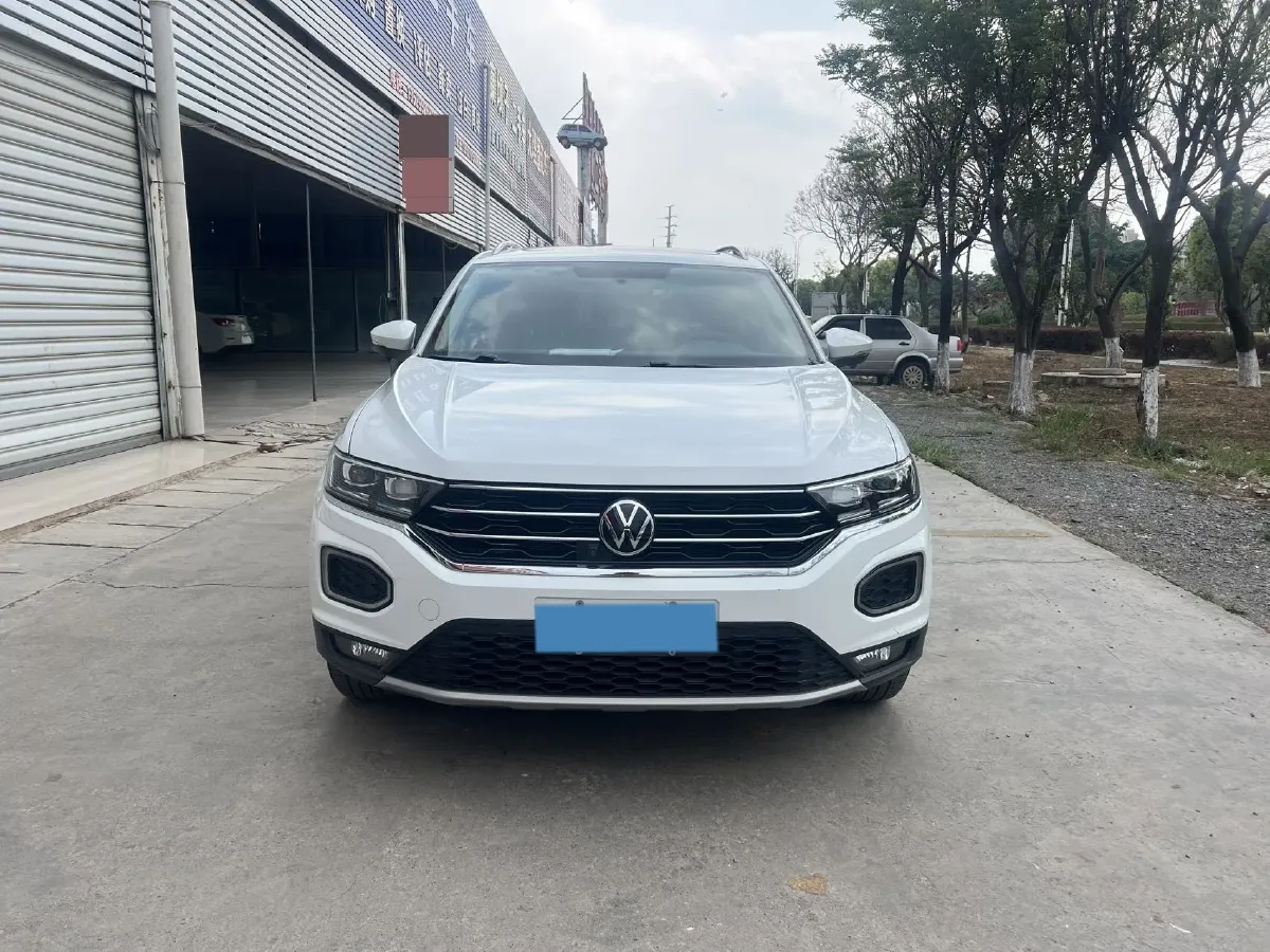 2021 Volkswagen T-Roc 1.4T 150HP L4 7DCT,autocango,china used car exporter,china ev exporter,chinese used car exporter,chinese used ev exporter