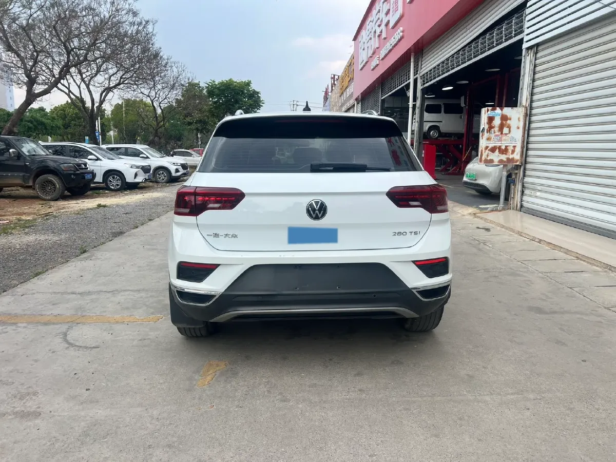 2021 Volkswagen T-Roc 1.4T 150HP L4 7DCT,autocango,china used car exporter,china ev exporter,chinese used car exporter,chinese used ev exporter