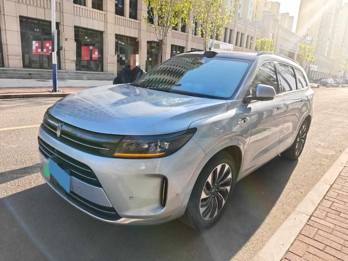 2024 AITO AITO M7 1.5T 152HP L4 REEV 40KWH,autocango,china used car exporter,china ev exporter,chinese used car exporter,chinese used ev exporter