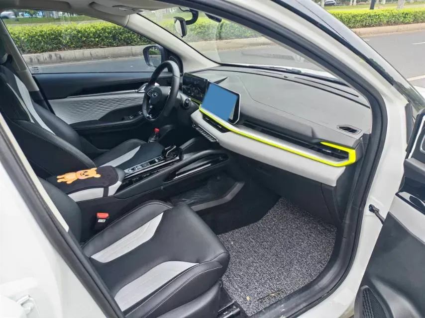 2022 Geely Coolray 1.5T 181HP L4 7DCT,autocango,china used car exporter,china ev exporter,chinese used car exporter,chinese used ev exporter