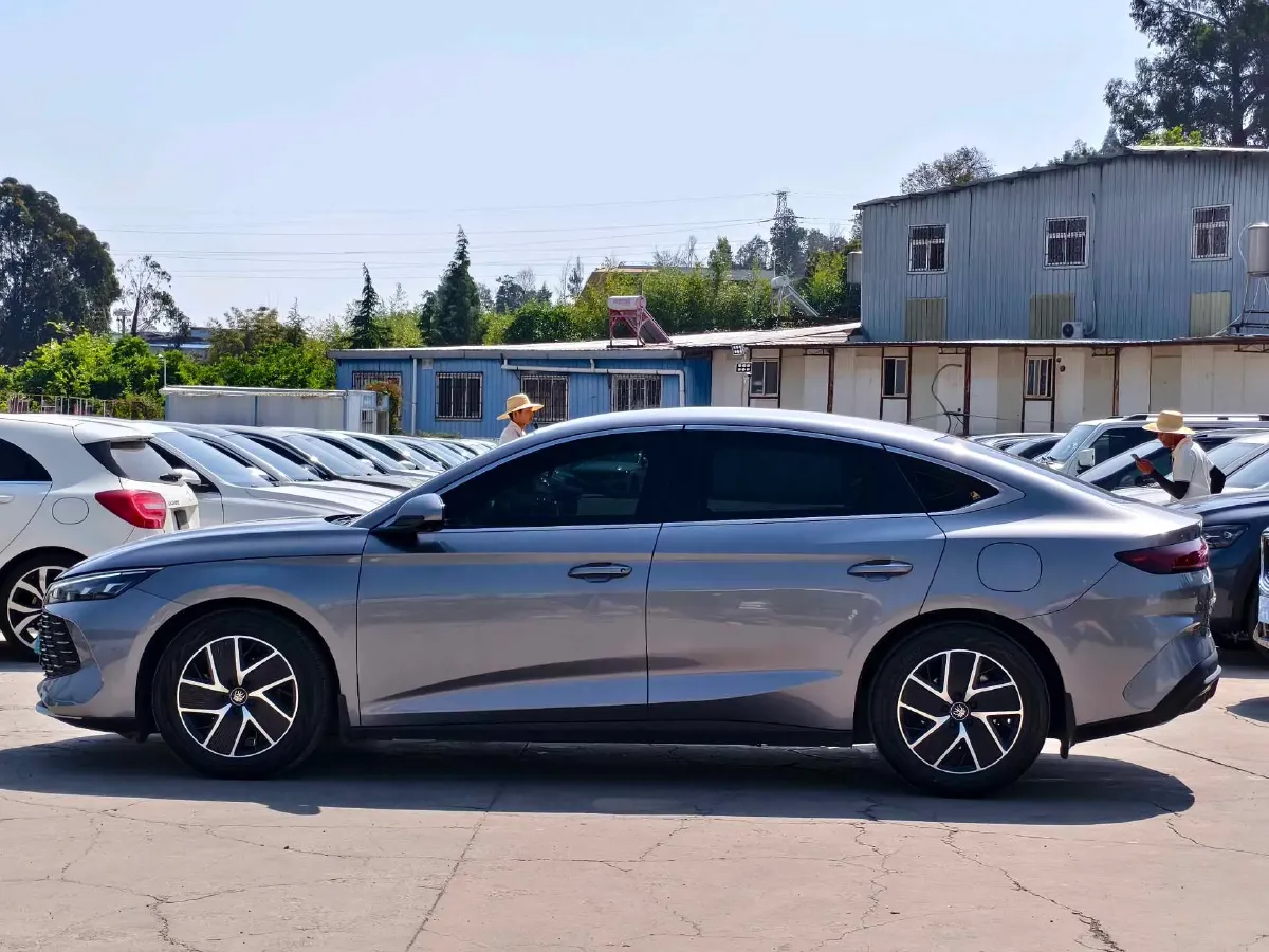 2024 BYD QinL 1.5L 101HP L4 E-CVT PHEV 10.08KWH,autocango,china used car exporter,china ev exporter,chinese used car exporter,chinese used ev exporter