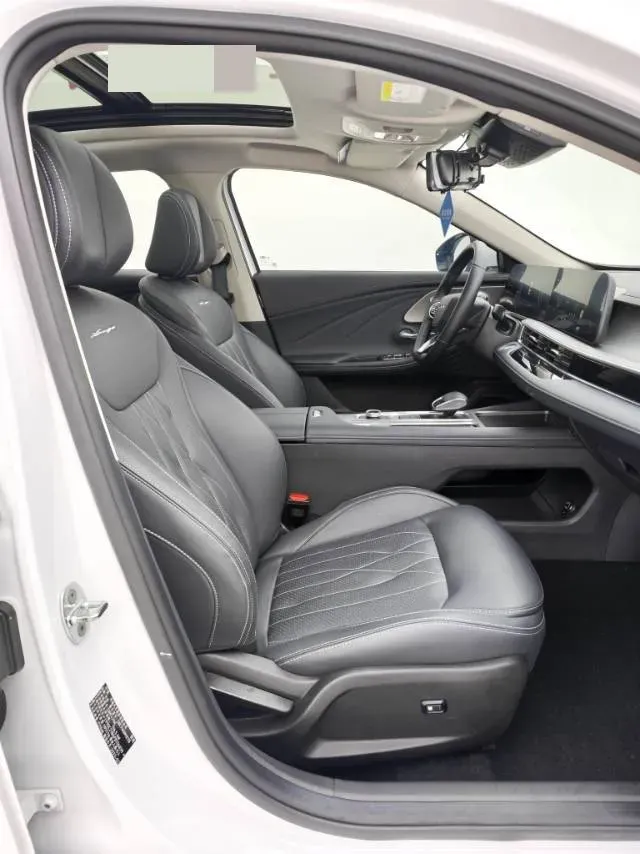 2022 Chery Arrizo 8 1.6T 197HP L4 7DCT,autocango,china used car exporter,china ev exporter,chinese used car exporter,chinese used ev exporter