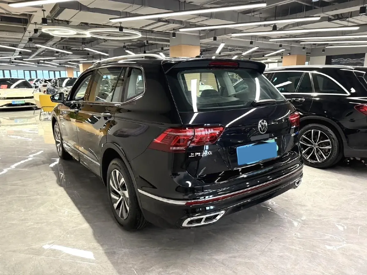 2023 Volkswagen Tiguan L 1.4T 150HP L4 6DCT PHEV 13KWH,autocango,china used car exporter,china ev exporter,chinese used car exporter,chinese used ev exporter