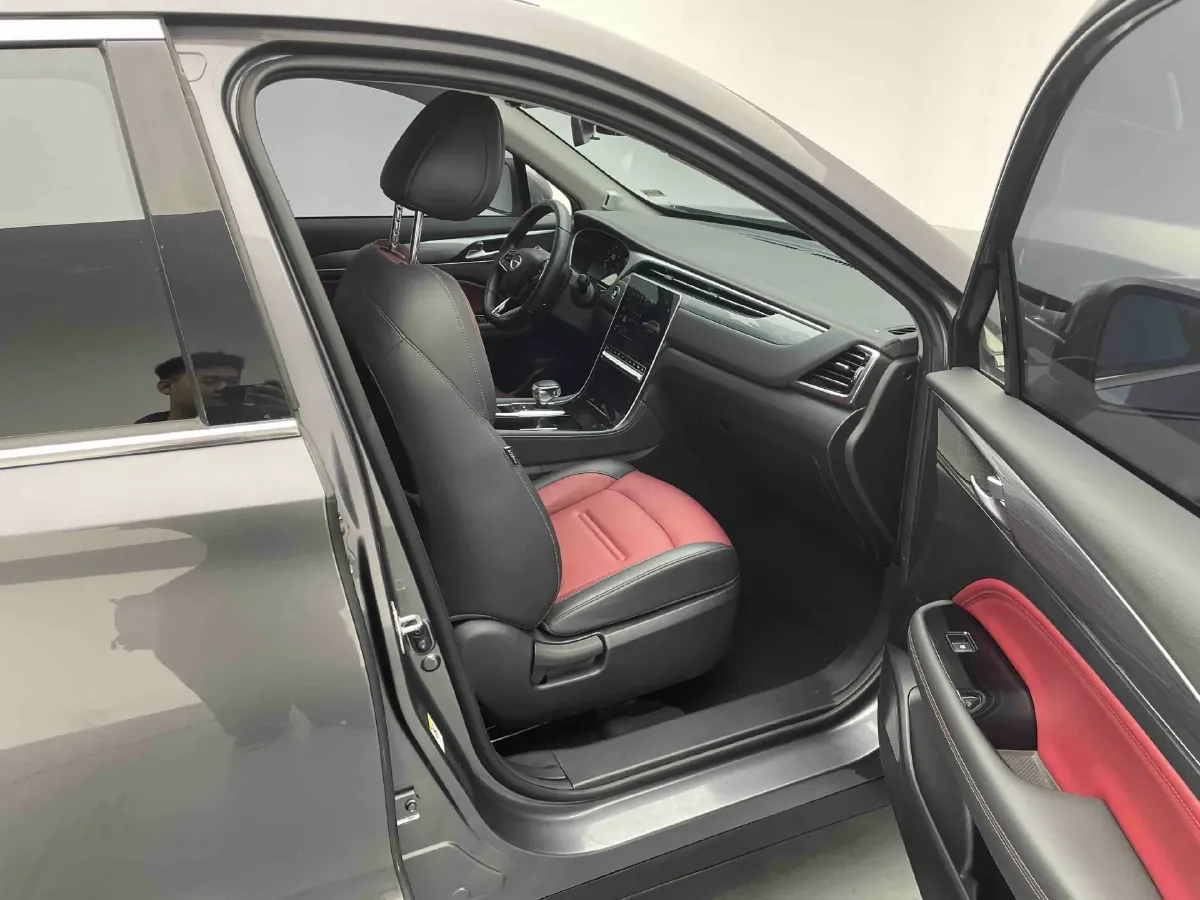 2021 GAC Trumpchi GS4 Plus 1.5T 169HP L4 6AT,autocango,china used car exporter,china ev exporter,chinese used car exporter,chinese used ev exporter