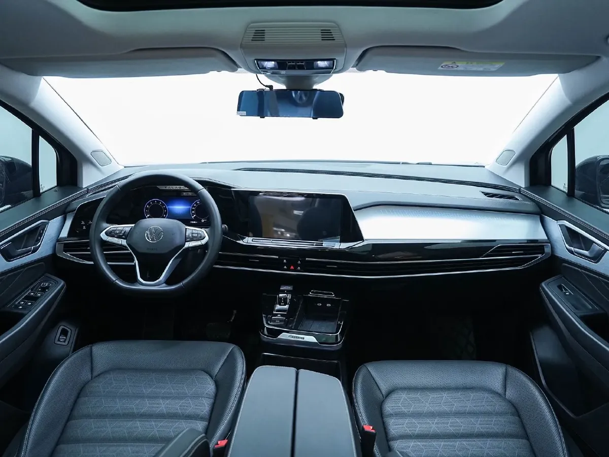 2024 Volkswagen Talagon 2.0T 220HP L4 7DCT,autocango,china used car exporter,china ev exporter,chinese used car exporter,chinese used ev exporter