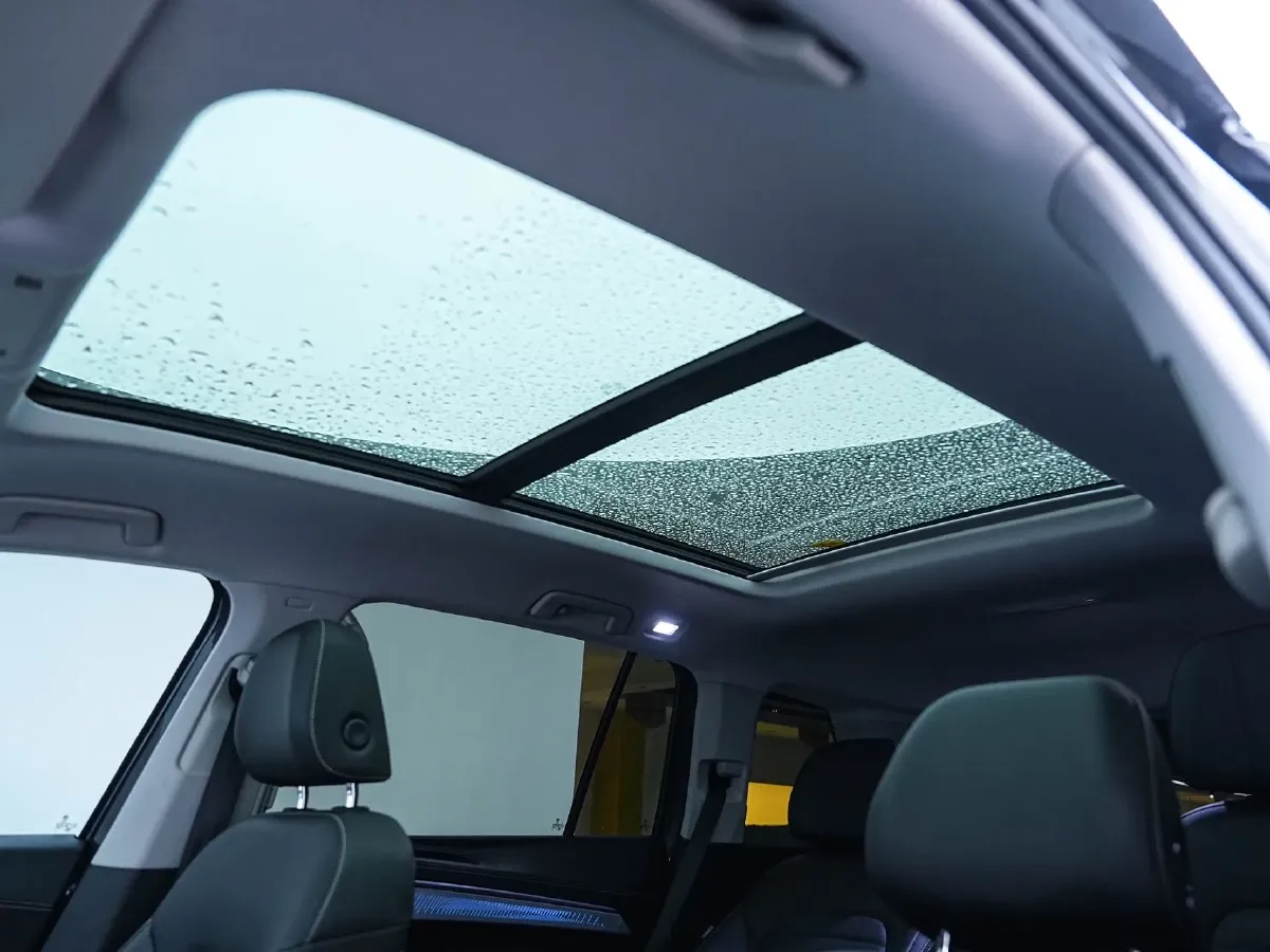 2024 Volkswagen Talagon 2.0T 220HP L4 7DCT,autocango,china used car exporter,china ev exporter,chinese used car exporter,chinese used ev exporter