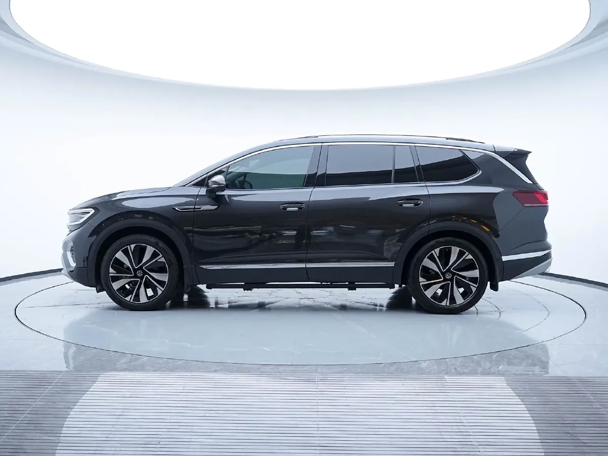2024 Volkswagen Talagon 2.0T 220HP L4 7DCT,autocango,china used car exporter,china ev exporter,chinese used car exporter,chinese used ev exporter