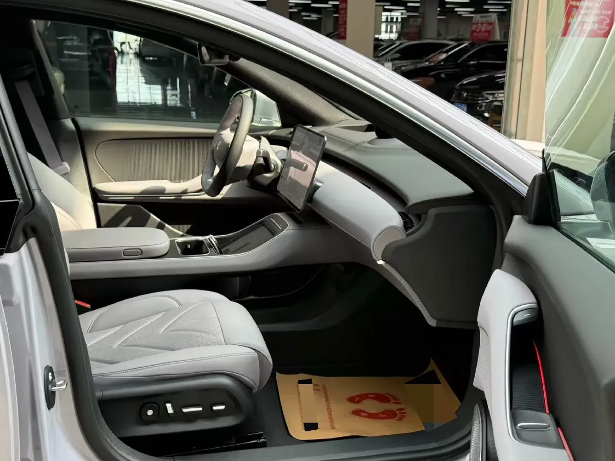 2025 NIO ET5T BEV,autocango,china used car exporter,china ev exporter,chinese used car exporter,chinese used ev exporter