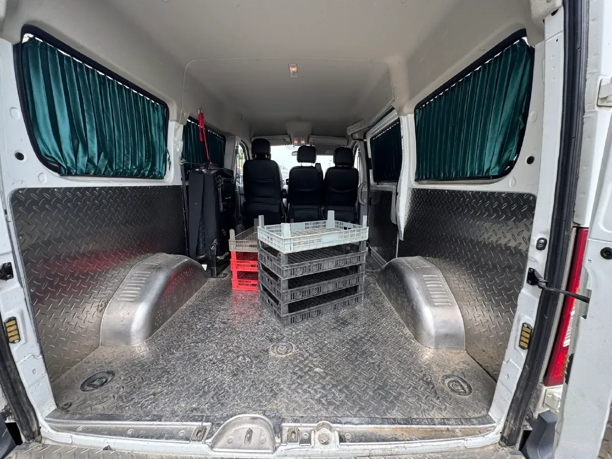 2020 MAXUS XinTu V80 2.5T 136HP L4 6MT,autocango,china used car exporter,china ev exporter,chinese used car exporter,chinese used ev exporter