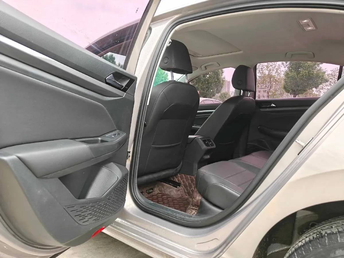 2020 Volkswagen Bora 1.5L 113HP L4 6AT,autocango,china used car exporter,china ev exporter,chinese used car exporter,chinese used ev exporter