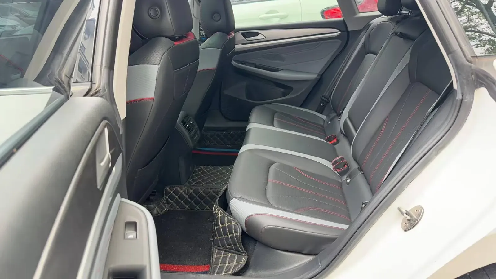 2022 Exceed TXL 2.0T 261HP L4 7DCT,autocango,china used car exporter,china ev exporter,chinese used car exporter,chinese used ev exporter