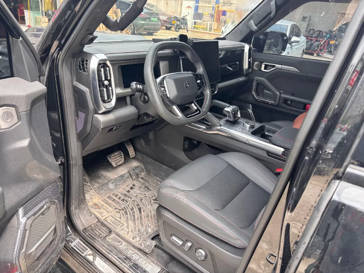 2023 Jetour Traveller 2.0T 254HP L4 8AT,autocango,china used car exporter,china ev exporter,chinese used car exporter,chinese used ev exporter