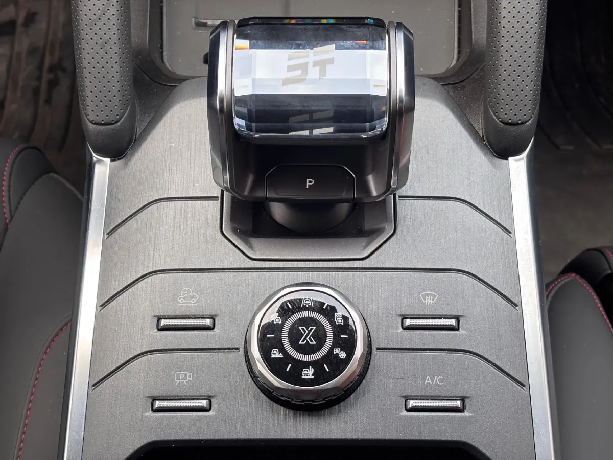 2023 Jetour Traveller 2.0T 254HP L4 8AT,autocango,china used car exporter,china ev exporter,chinese used car exporter,chinese used ev exporter