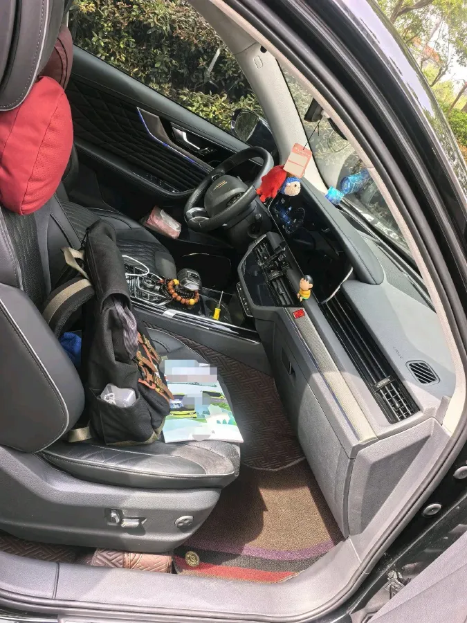 2022 HongQi HS5 2.0T 224HP L4 6AT,autocango,china used car exporter,china ev exporter,chinese used car exporter,chinese used ev exporter