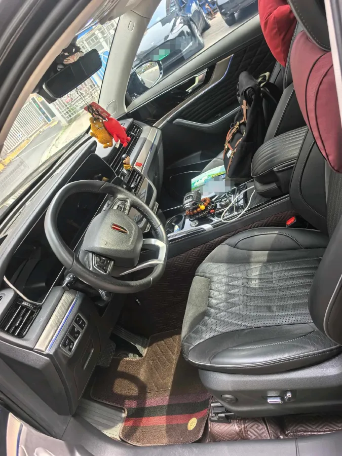 2022 HongQi HS5 2.0T 224HP L4 6AT,autocango,china used car exporter,china ev exporter,chinese used car exporter,chinese used ev exporter