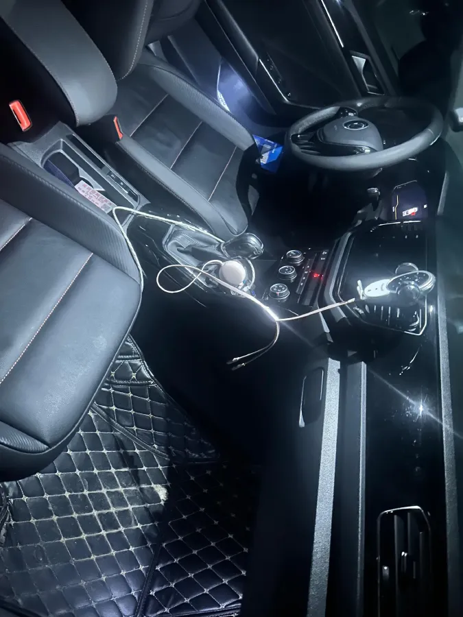 2021 Volkswagen T-Roc 1.4T 150HP L4 7DCT,autocango,china used car exporter,china ev exporter,chinese used car exporter,chinese used ev exporter