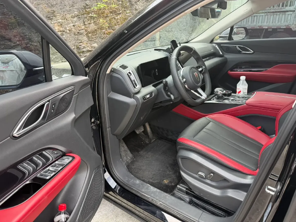 2024 HongQi HS3 1.5T 169HP L4 7DCT,autocango,china used car exporter,china ev exporter,chinese used car exporter,chinese used ev exporter