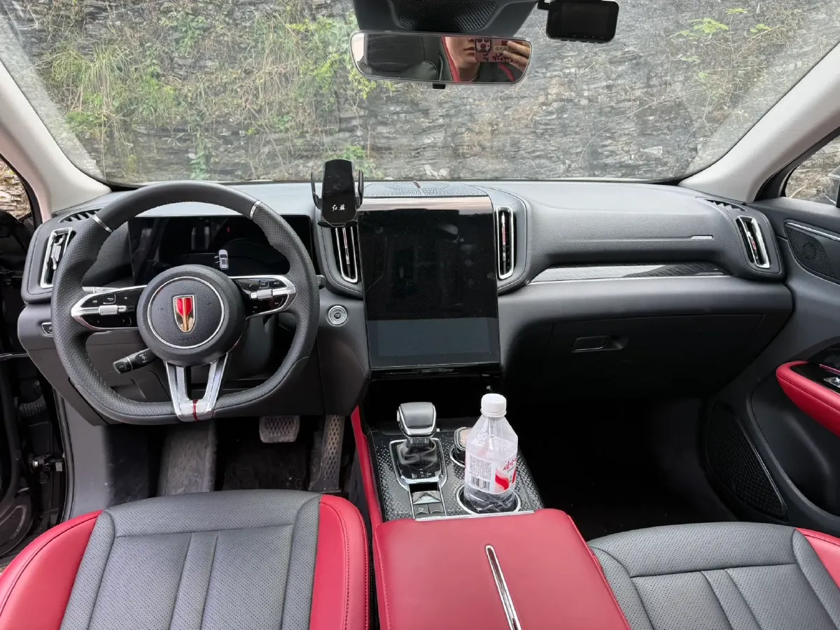 2024 HongQi HS3 1.5T 169HP L4 7DCT,autocango,china used car exporter,china ev exporter,chinese used car exporter,chinese used ev exporter