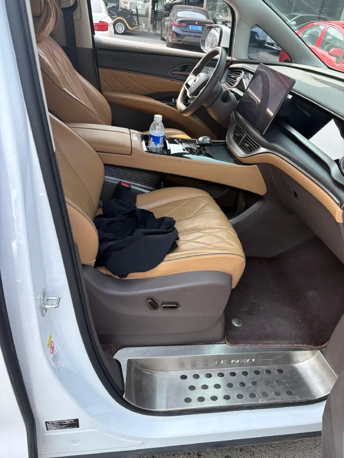 2022 Mercedes-Benz GLC Class 2.0T 197HP L4 9AT,autocango,china used car exporter,china ev exporter,chinese used car exporter,chinese used ev exporter