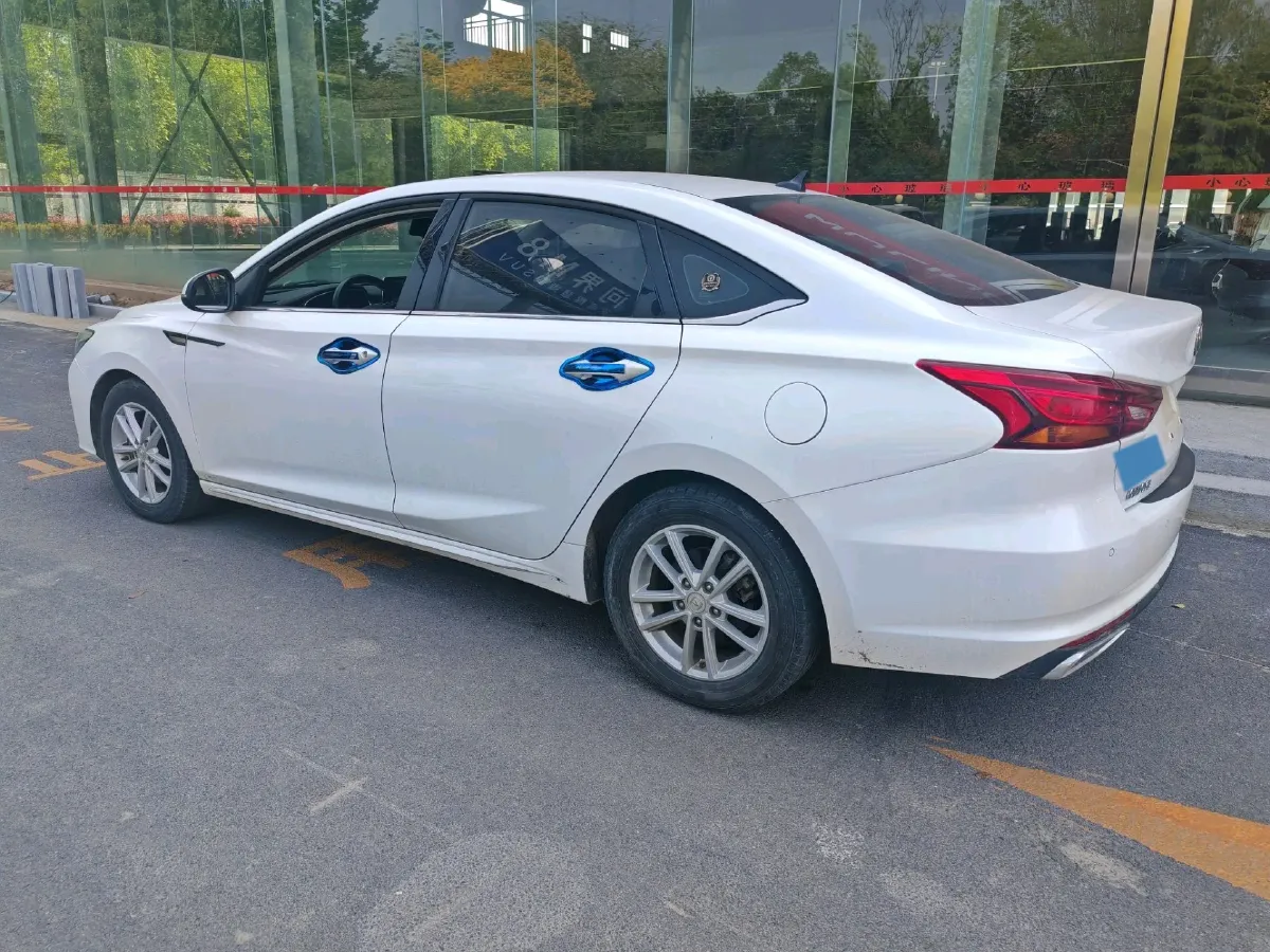 2019 DongFeng Forthing M6 1.5T 136HP L4 6MT,autocango,china used car exporter,china ev exporter,chinese used car exporter,chinese used ev exporter