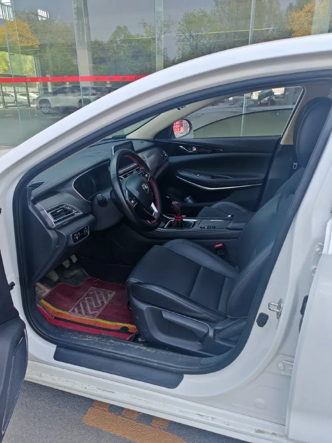 2019 DongFeng Forthing M6 1.5T 136HP L4 6MT,autocango,china used car exporter,china ev exporter,chinese used car exporter,chinese used ev exporter