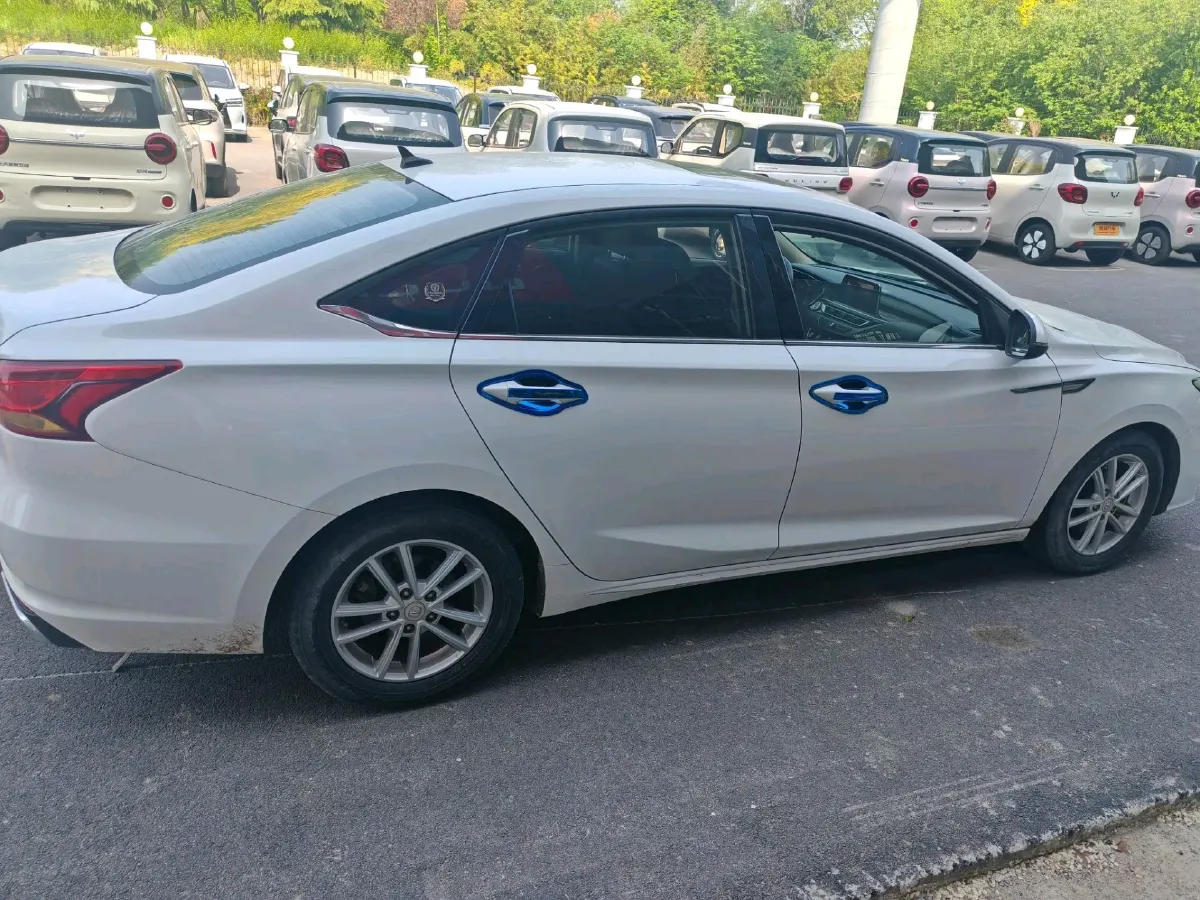 2019 DongFeng Forthing M6 1.5T 136HP L4 6MT,autocango,china used car exporter,china ev exporter,chinese used car exporter,chinese used ev exporter